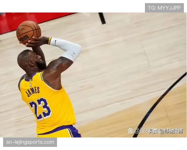 布拉德利·比尔单打效率超詹姆斯，拉开关键时刻得分差距