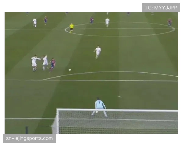 库尔图瓦禁区统治力与高球处理能力解析