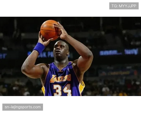 奥尼尔内线强攻拉开禁区防守差距助力球队统治篮板