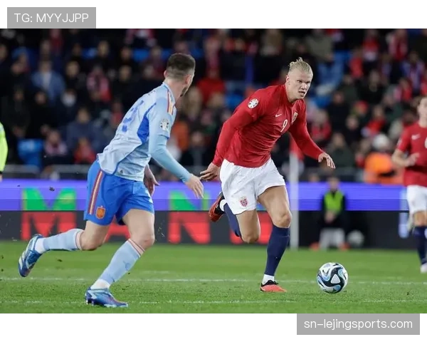 帕尔默与厄德高：中场组织效率差异及战术适配机制解析